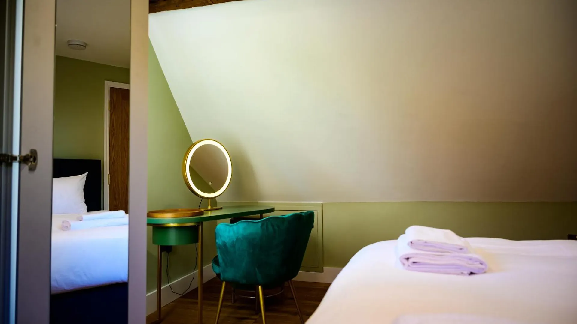 The Coach House - An Exeptional 3 Story House In The Heart Of The Lanes With Secure Private Parking Vila Brighton