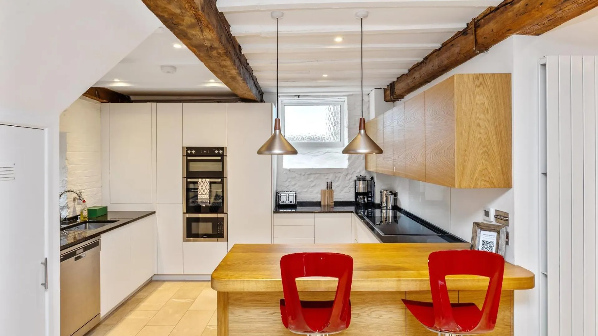 Casa de Férias The Coach House - An Exeptional 3 Story House In The Heart Of The Lanes With Secure Private Parking Vila Brighton